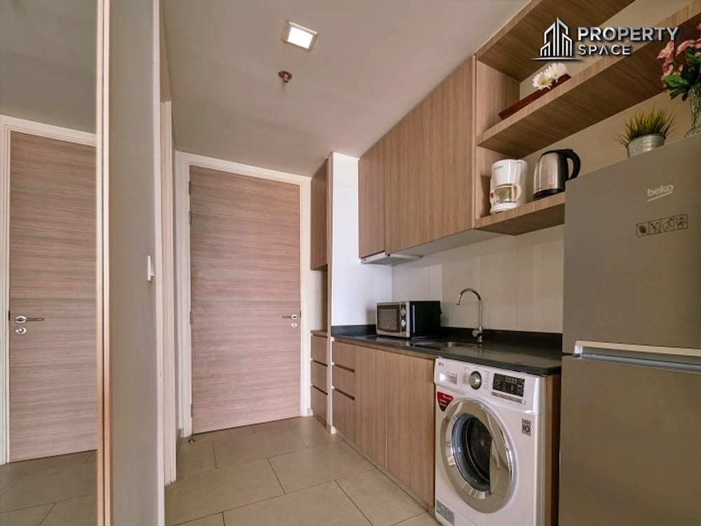 Modern Studio with Sea Views at The Zire Wongamat Condo For Sale or Rent Image 10