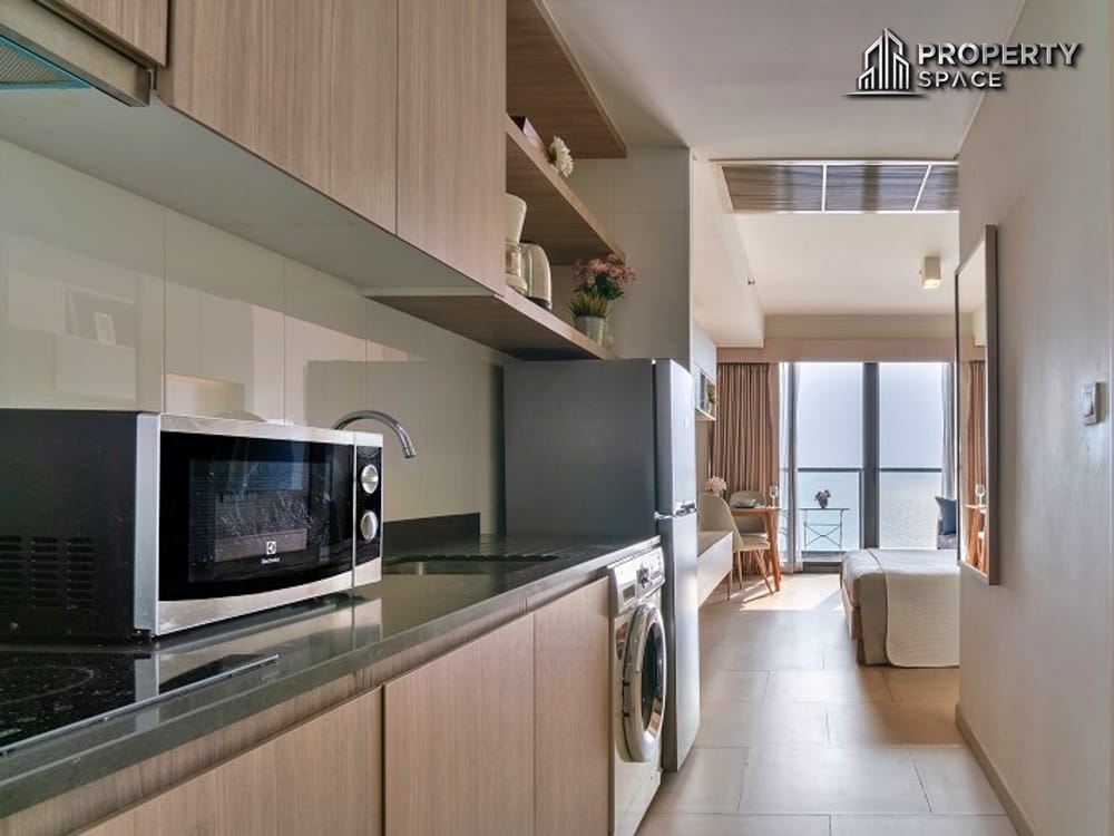 Modern Studio with Sea Views at The Zire Wongamat Condo For Sale or Rent Image 11