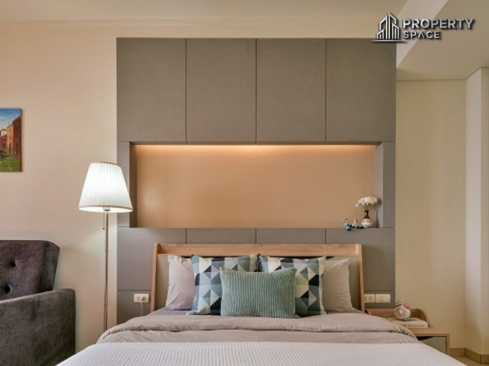 Modern Studio with Sea Views at The Zire Wongamat Condo For Sale or Rent Image 3