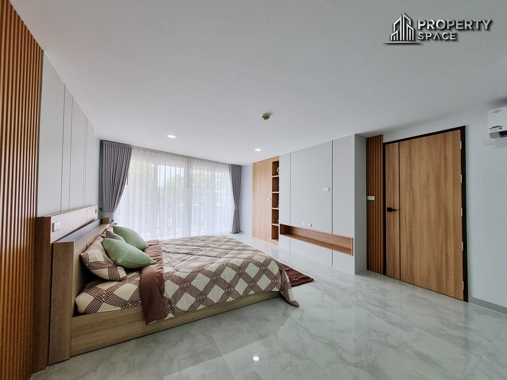 Modern 3 Bedroom Condo With Spacious Layout At Royal Hill Resort South Pattaya For Sale Image 10