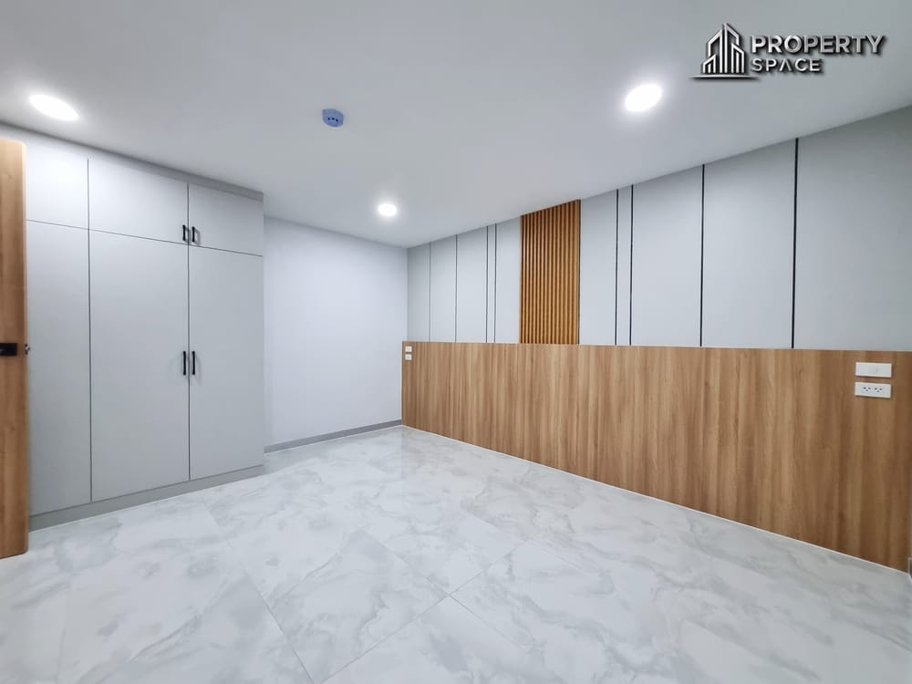 Modern 3 Bedroom Condo With Spacious Layout At Royal Hill Resort South Pattaya For Sale Image 23