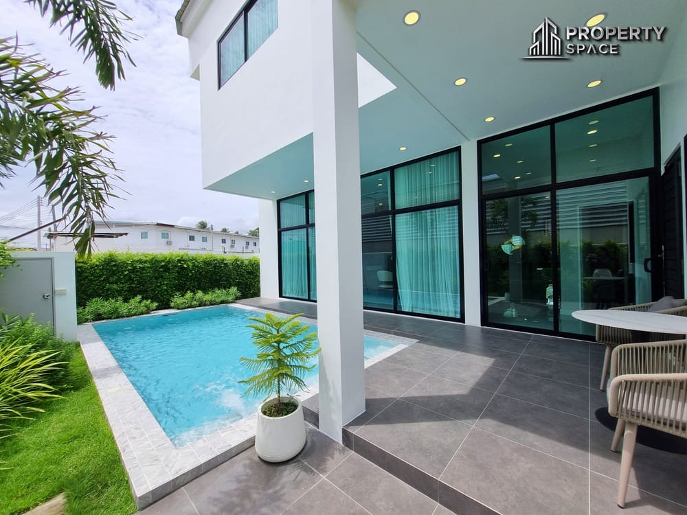 Newly Built Modern Luxury 4 Bedroom Pool Villa No Common Fees In Huay Yai Pattaya For Sale Image 5