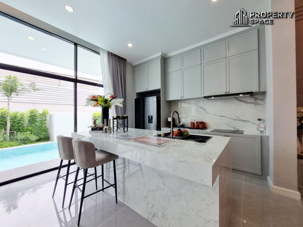Newly Built Modern Luxury 4 Bedroom Pool Villa No Common Fees In Huay Yai Pattaya For Sale Image 16