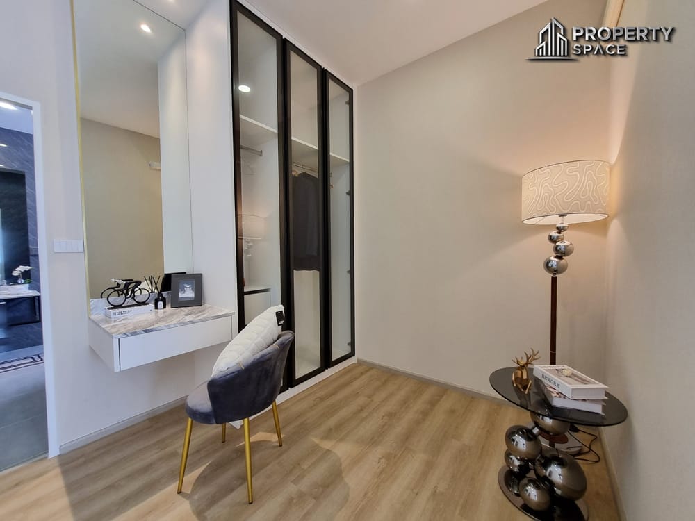 Newly Built Modern Luxury 4 Bedroom Pool Villa No Common Fees In Huay Yai Pattaya For Sale Image 31