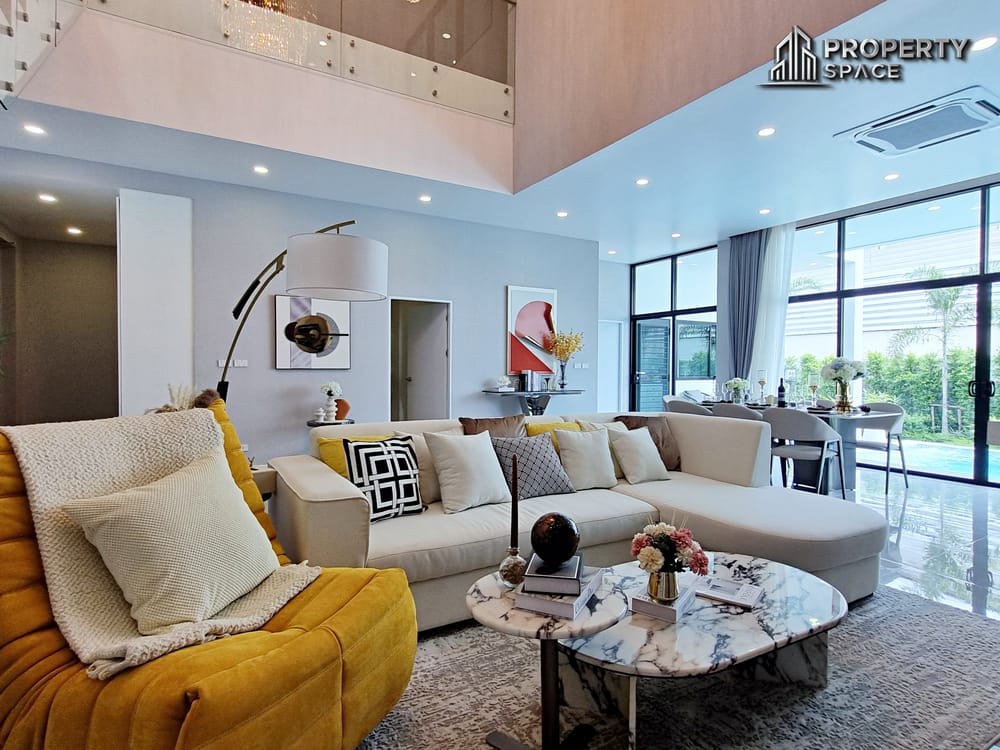 Newly Built Modern Luxury 4 Bedroom Pool Villa No Common Fees In Huay Yai Pattaya For Sale Image 11
