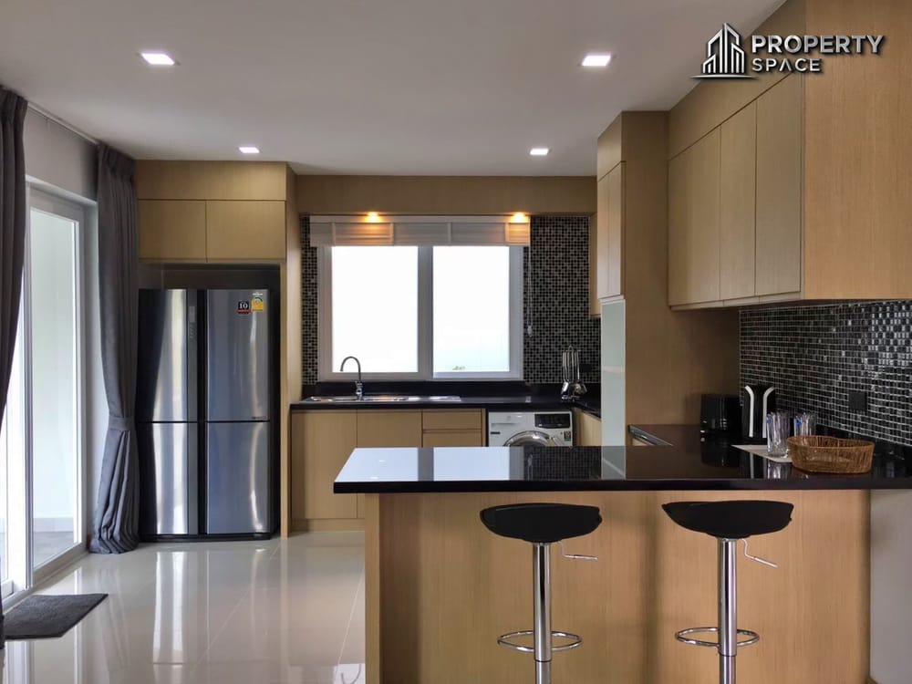 Modern 4-Bedroom Pool Villa in East Pattaya Near International School For Sale Image 8