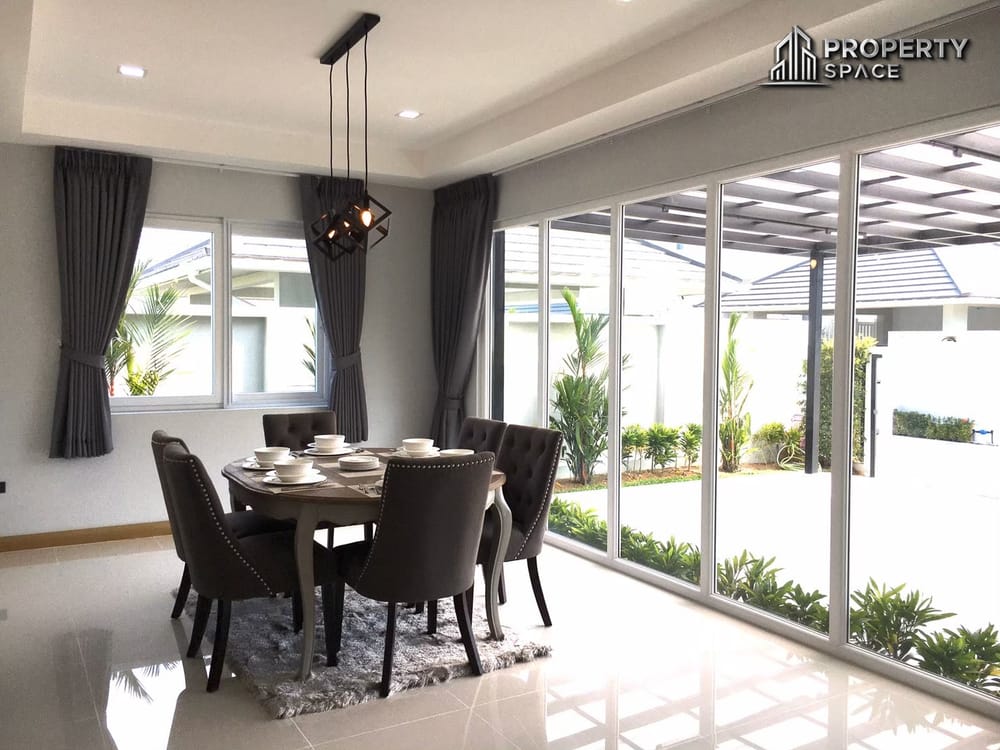Modern 4-Bedroom Pool Villa in East Pattaya Near International School For Sale Image 10