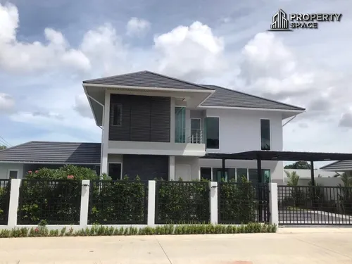 modern-4-bedroom-pool-villa-in-east-pattaya-near-international-school-for-sale-ps1784