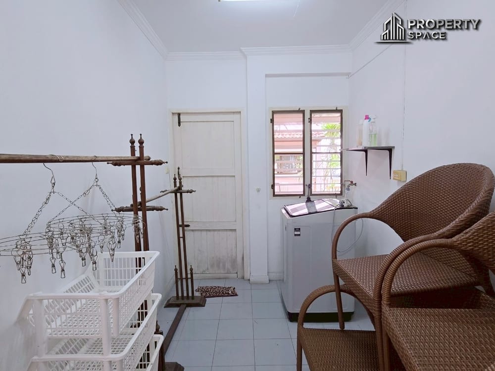 3-Bedroom Family House in Central Park 3 Village Pattaya For Rent Image 12
