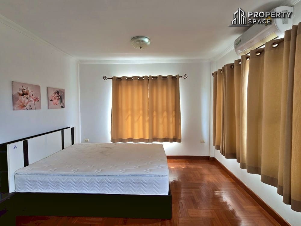 3-Bedroom Family House in Central Park 3 Village Pattaya For Rent Image 22