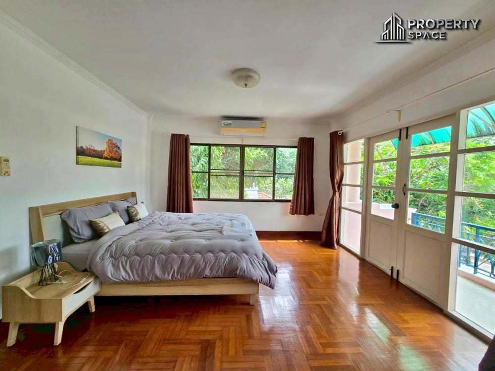 3-Bedroom Family House in Central Park 3 Village Pattaya For Rent Image 15