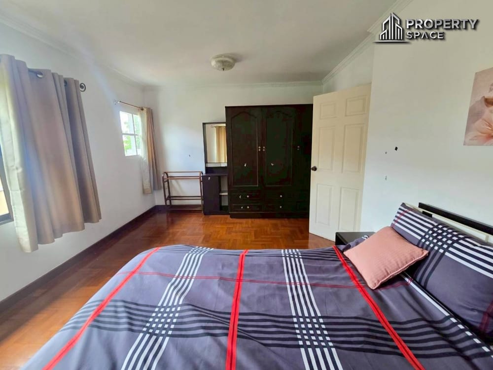 3-Bedroom Family House in Central Park 3 Village Pattaya For Rent Image 28