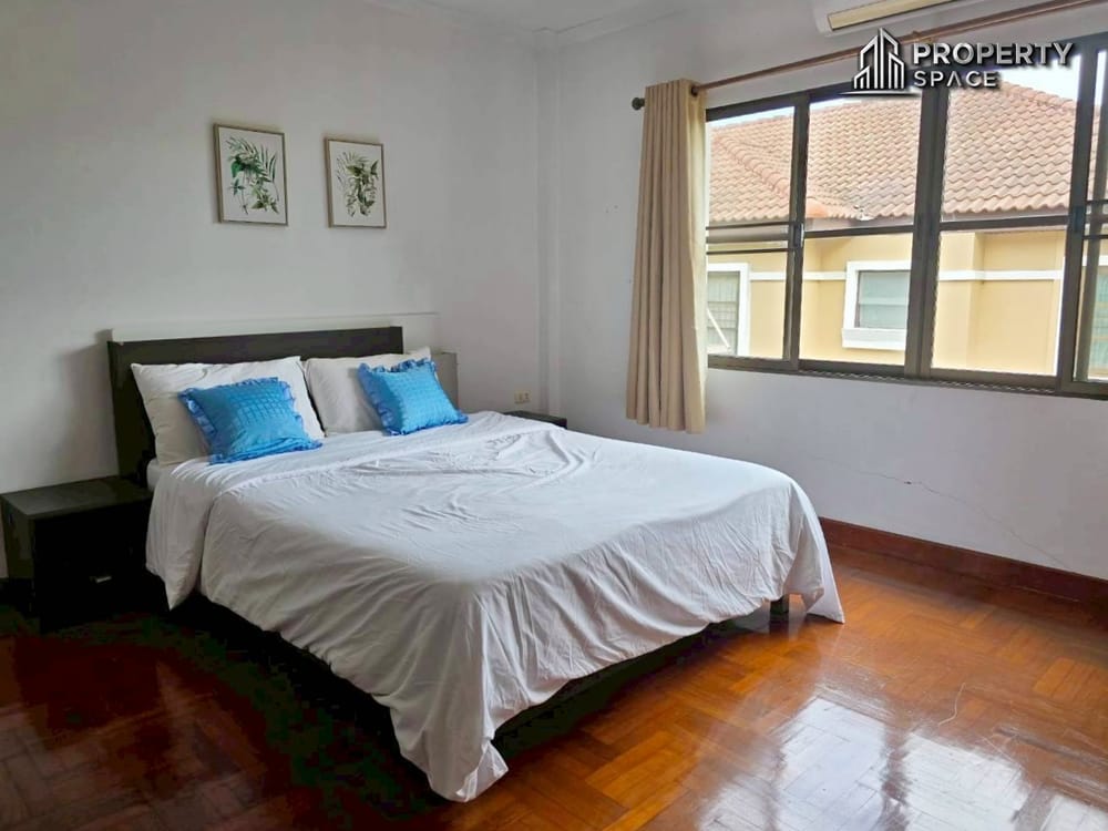 3-Bedroom Family House in Central Park 3 Village Pattaya For Rent Image 23
