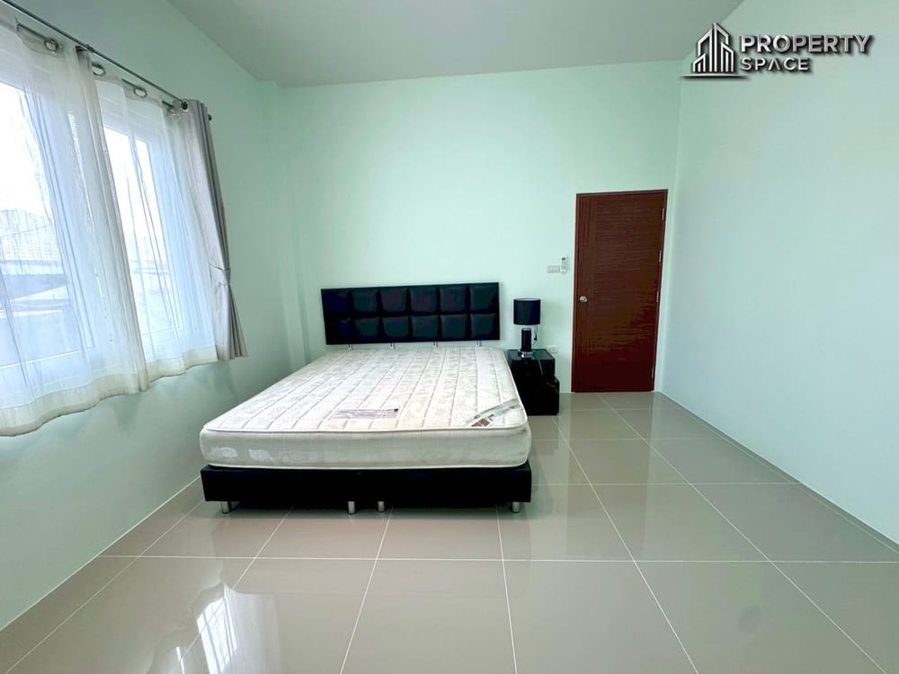 Great Deal! 3-Bedroom Detached House in East Pattaya For Sale Today Image 15