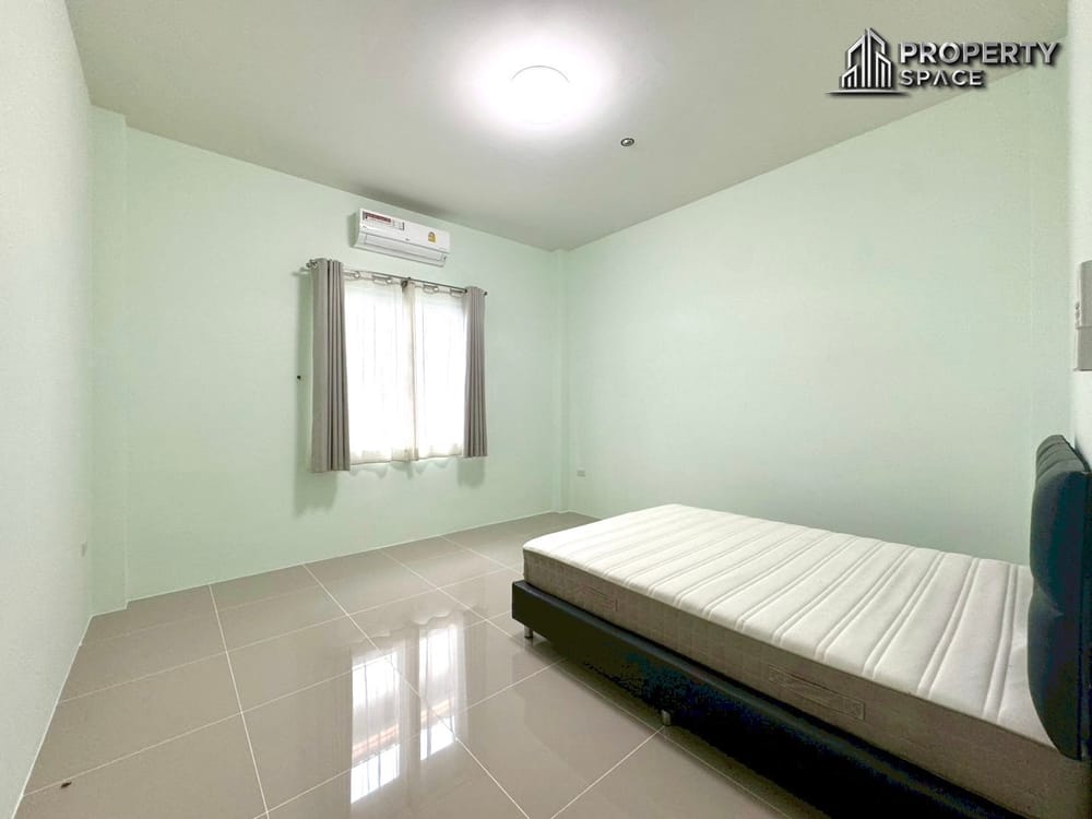 Great Deal! 3-Bedroom Detached House in East Pattaya For Sale Today Image 16