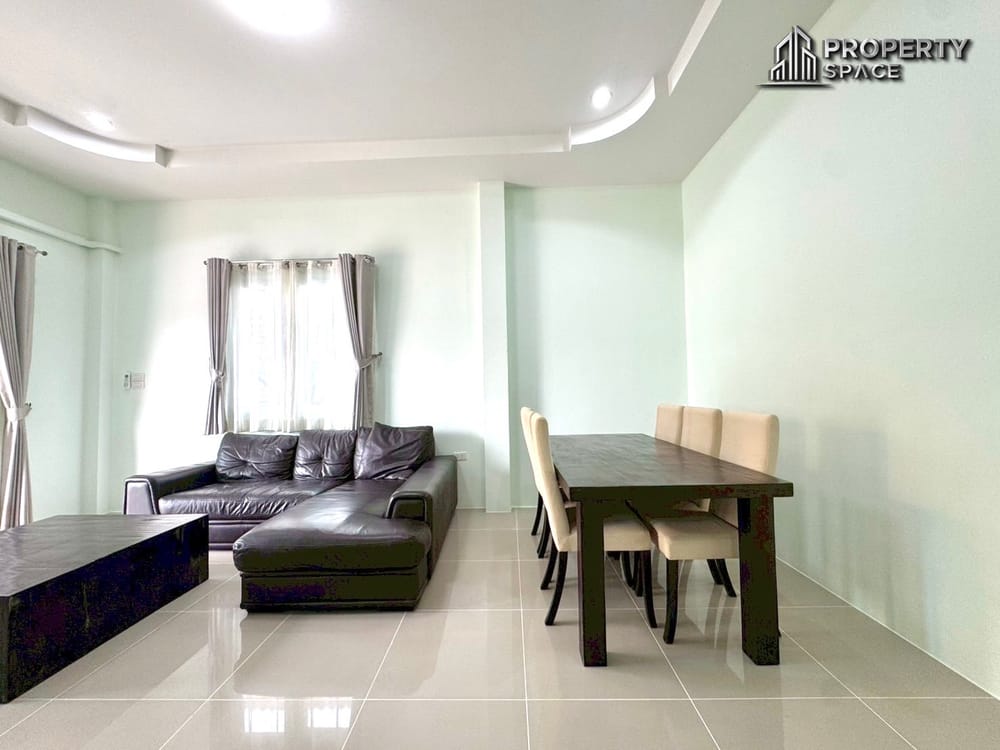 Great Deal! 3-Bedroom Detached House in East Pattaya For Sale Today Image 8