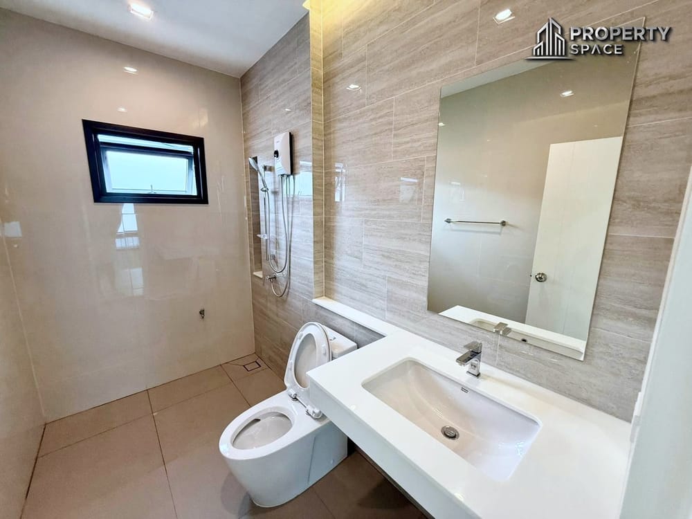 Modern 3 Bedroom House in Patta Element In East Pattaya For Rent Image 11