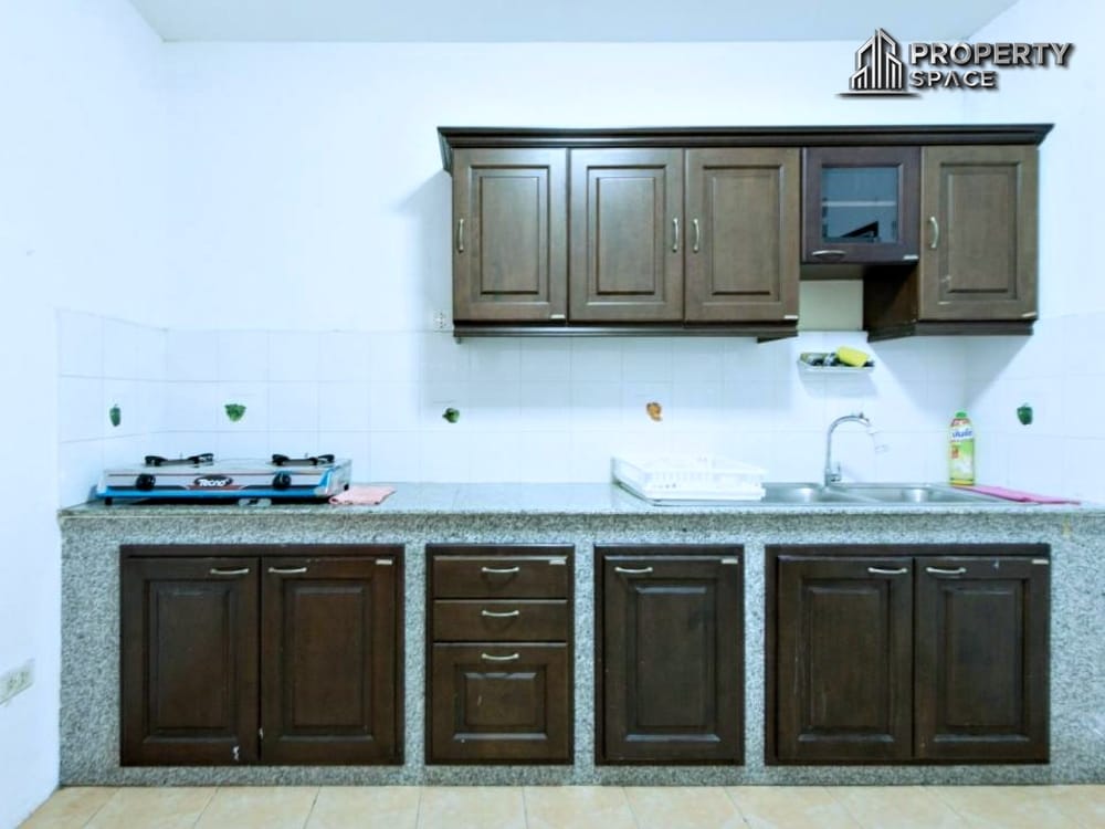 4-Bedroom Pool Villa with Large Garden for Rent in Pattaya – Near Top International Schools Image 10