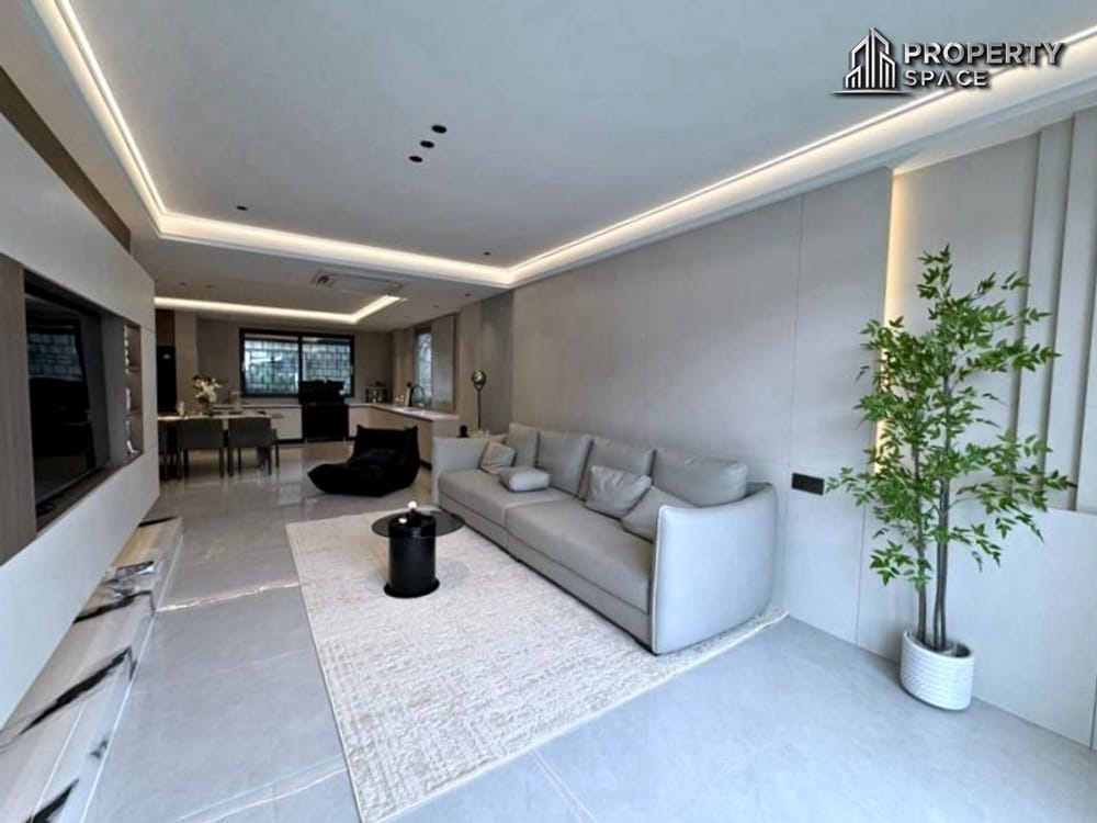Brand New 6-Bedroom Modern Pool Villa in Thepprasit, Pattaya – Prime Location For Sale Image 4