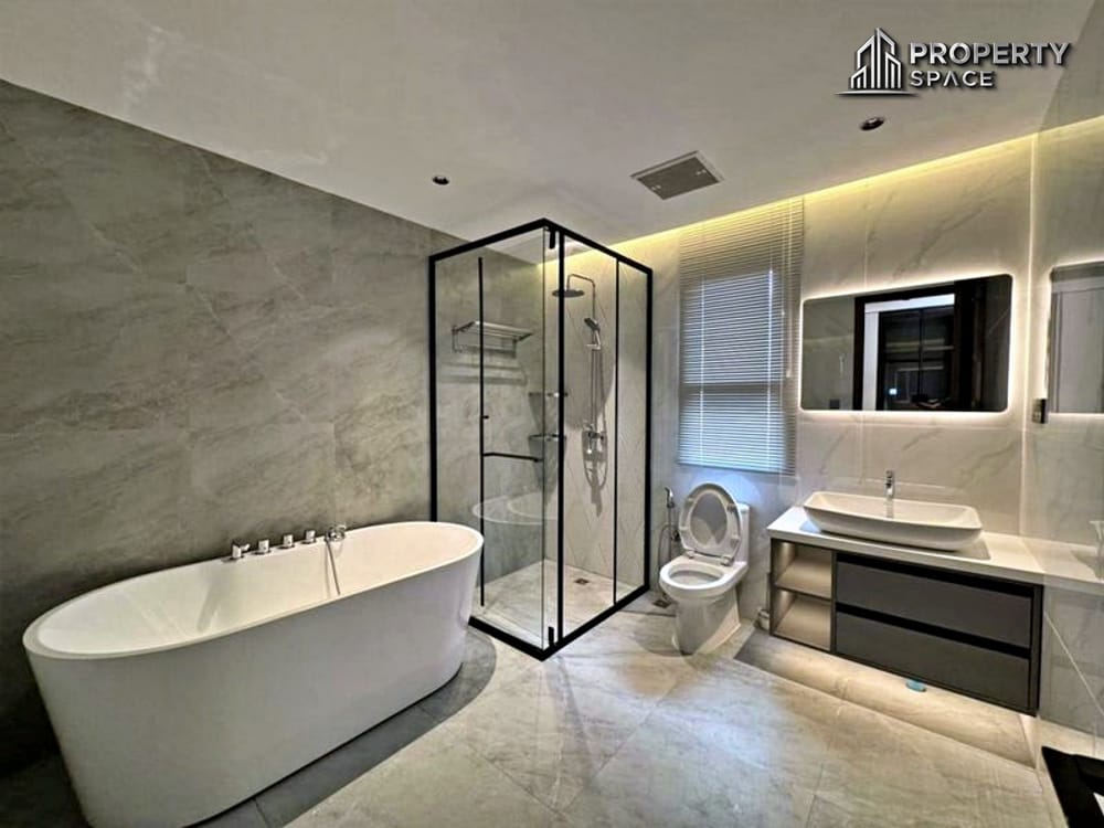 Brand New 6-Bedroom Modern Pool Villa in Thepprasit, Pattaya – Prime Location For Sale Image 13