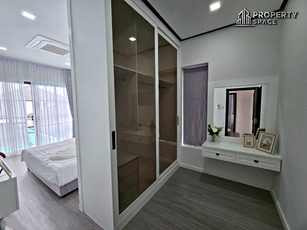 Brand New 2-Storey 5 Bedroom Luxury Pool Villa In East Pattaya For Sale Image 25