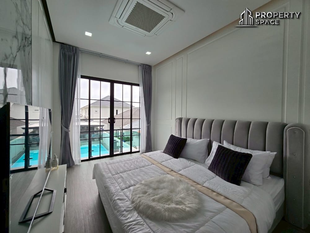 Brand New 2-Storey 5 Bedroom Luxury Pool Villa In East Pattaya For Sale Image 22