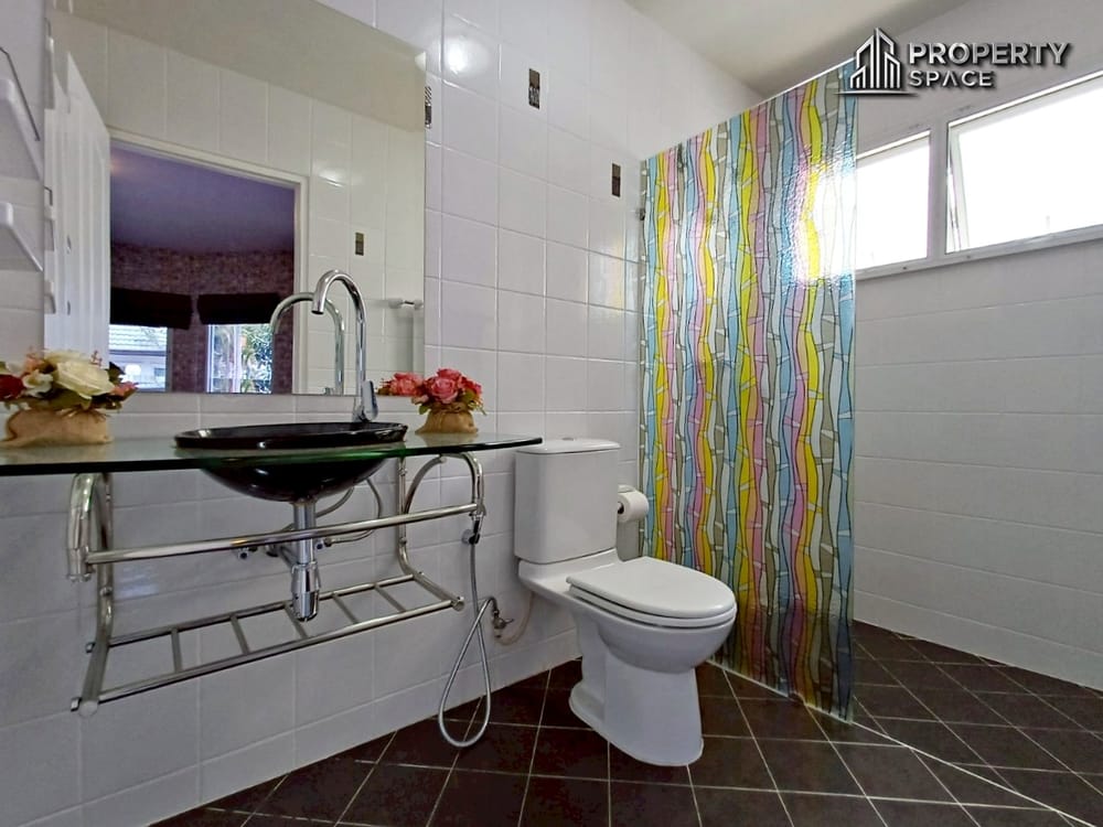 3-Bedroom Single-Story Home in Siam Country Club East Pattaya For Sale Image 18