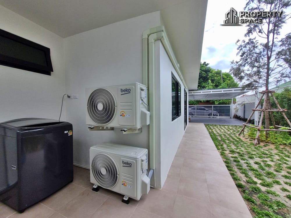 Brand New 3 Bedroom Modern House in Soi Noen Plubwan East Pattaya For Rent Image 35