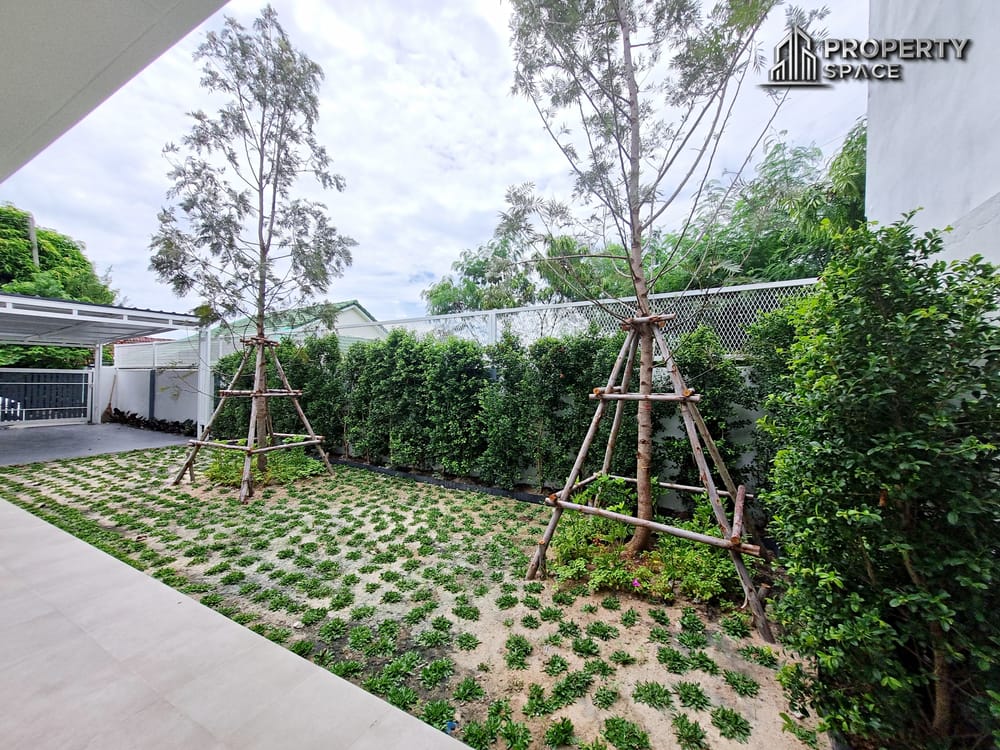 Brand New 3 Bedroom Modern House in Soi Noen Plubwan East Pattaya For Rent Image 32