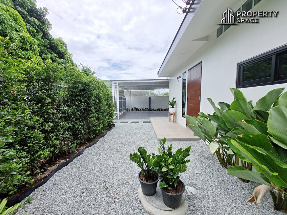 Brand New 3 Bedroom Modern House in Soi Noen Plubwan East Pattaya For Rent Image 6