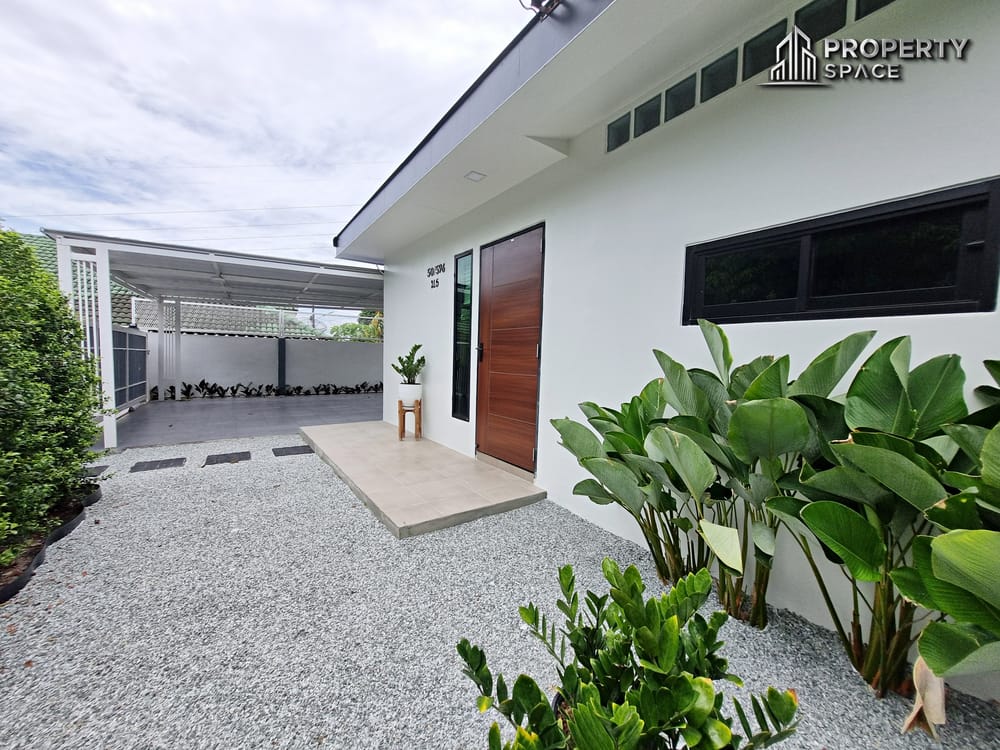 Brand New 3 Bedroom Modern House in Soi Noen Plubwan East Pattaya For Rent Image 31