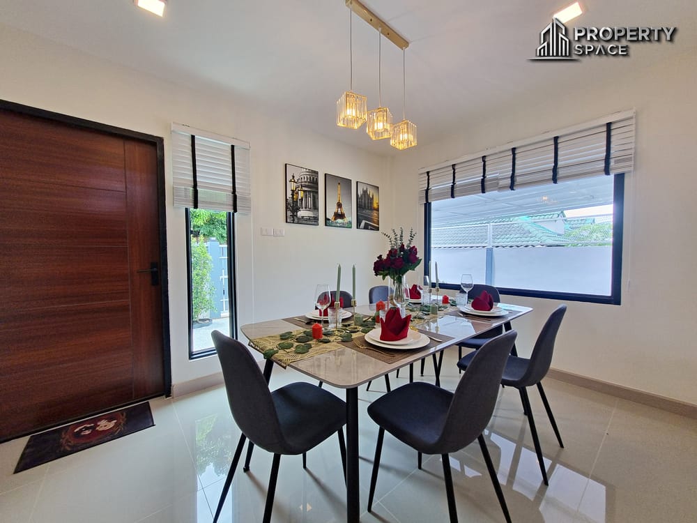 Brand New 3 Bedroom Modern House in Soi Noen Plubwan East Pattaya For Rent Image 12