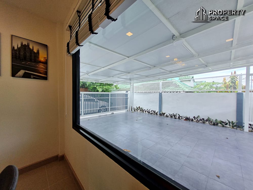 Brand New 3 Bedroom Modern House in Soi Noen Plubwan East Pattaya For Rent Image 16