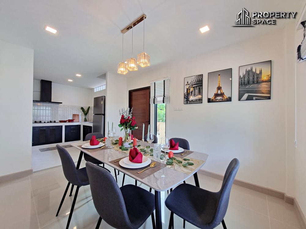Brand New 3 Bedroom Modern House in Soi Noen Plubwan East Pattaya For Rent Image 13