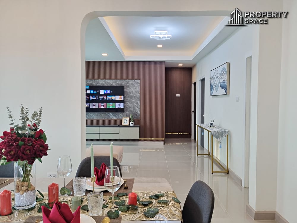 Brand New 3 Bedroom Modern House in Soi Noen Plubwan East Pattaya For Rent Image 9