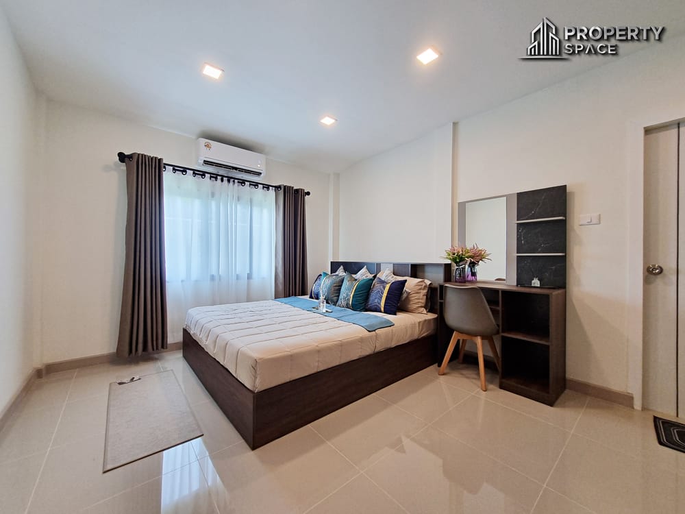 Brand New 3 Bedroom Modern House in Soi Noen Plubwan East Pattaya For Rent Image 17