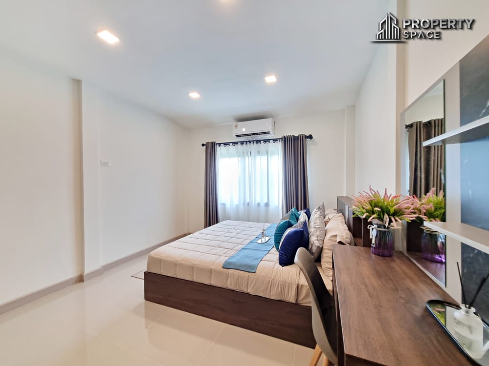 Brand New 3 Bedroom Modern House in Soi Noen Plubwan East Pattaya For Rent Image 23