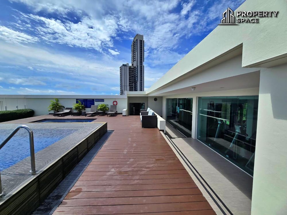 Modern Studio Unit for Sale in The Elegance Condo, Pratumnak Hill Image 13