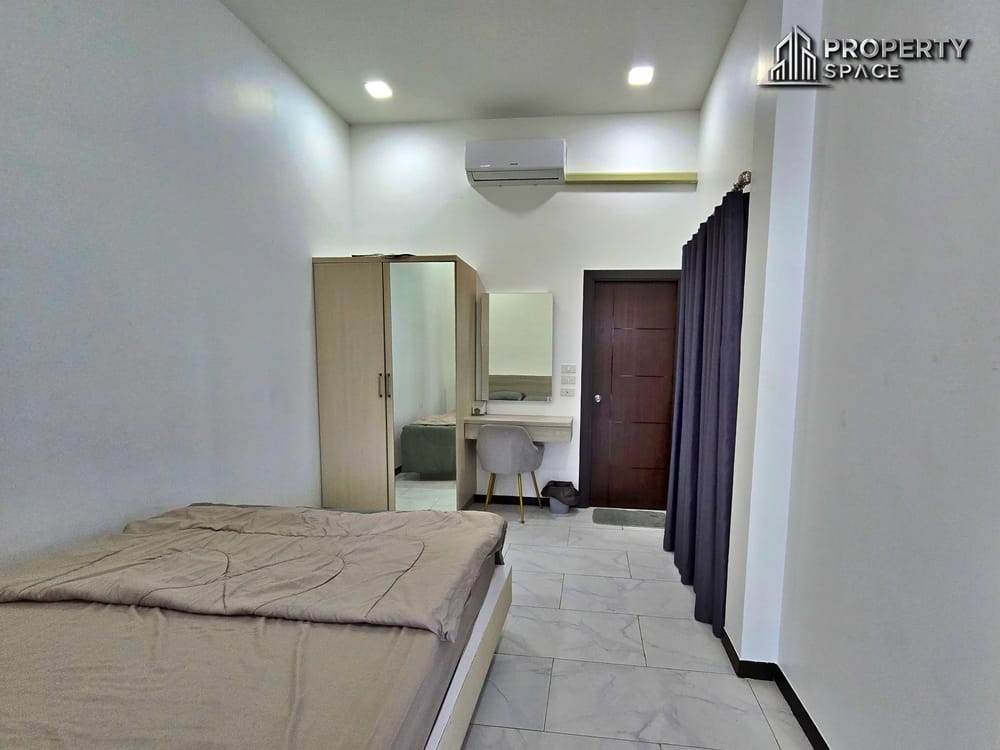 Nordic Style 3-Bedroom Pool Villa At Mabprachan Lake East Pattaya For Rent  Image 21