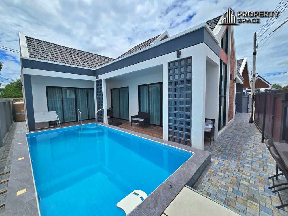Nordic Style 3-Bedroom Pool Villa At Mabprachan Lake East Pattaya For Rent  Image 1