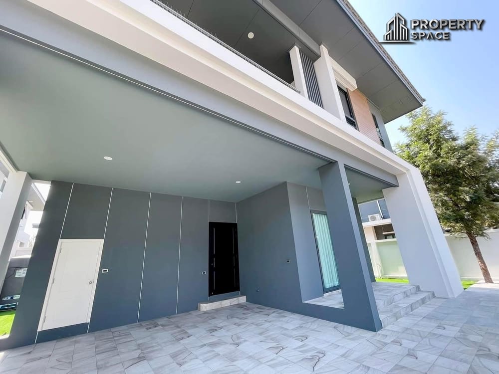 3-Bedroom Modern House In Soi Siam Country Club Pattaya For Sale Image 3