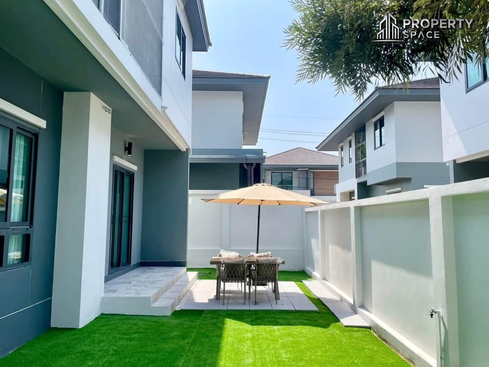 3-Bedroom Modern House In Soi Siam Country Club Pattaya For Sale Image 4
