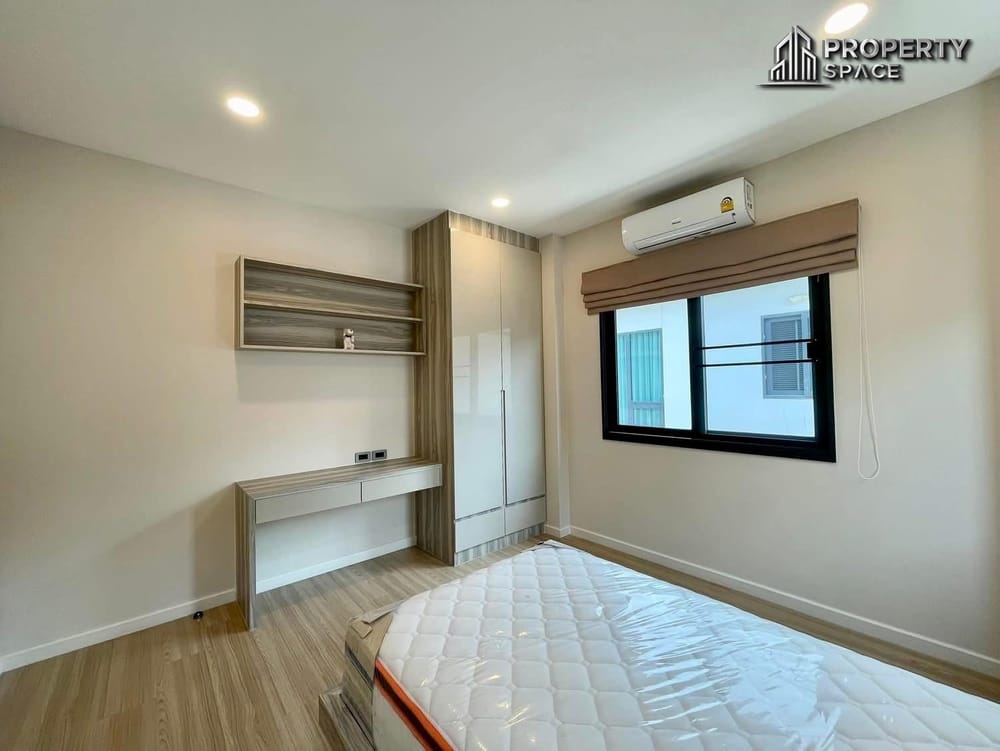 3-Bedroom Modern House In Soi Siam Country Club Pattaya For Sale Image 19