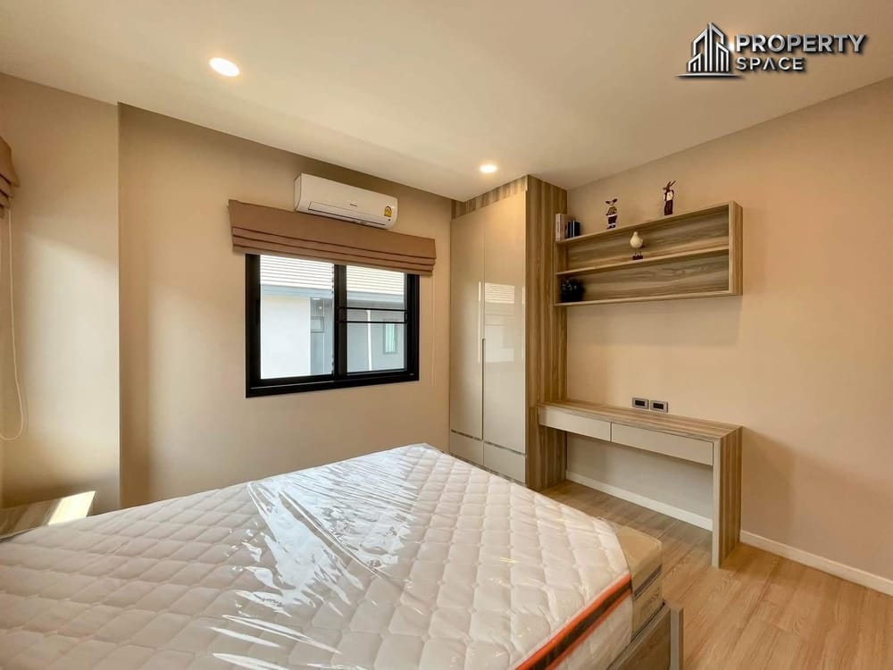 3-Bedroom Modern House In Soi Siam Country Club Pattaya For Sale Image 20