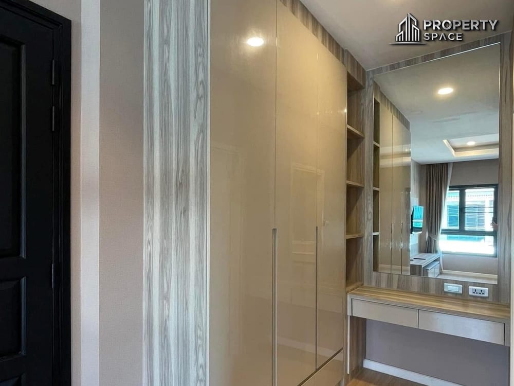 3-Bedroom Modern House In Soi Siam Country Club Pattaya For Sale Image 14