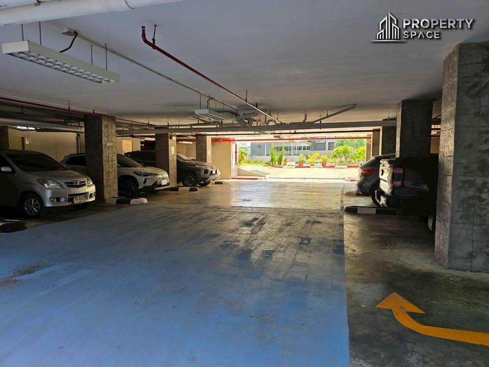 Modern 1-Bedroom Unit at Tudor Court Pratumnak Prime Location For Sale Image 15