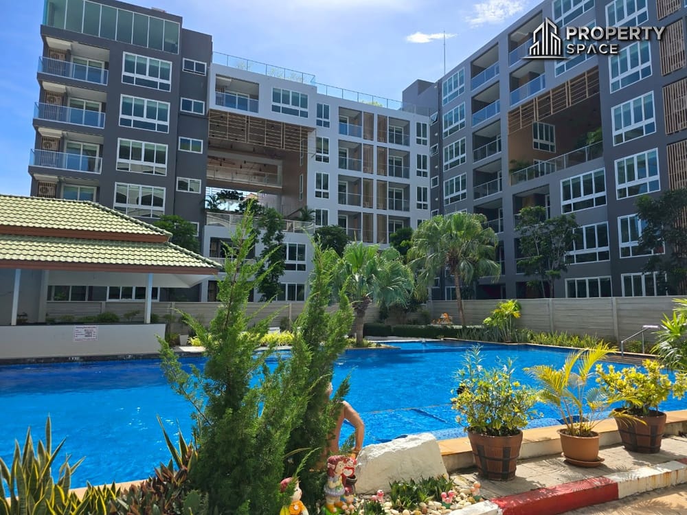 Modern 1-Bedroom Unit at Tudor Court Pratumnak Prime Location For Sale Image 1