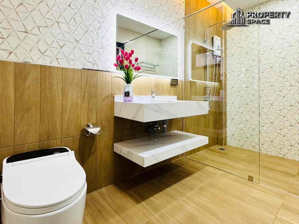 Brand New Modern Luxury 3 Bedroom Pool Villa in East Pattaya For Sale Image 28