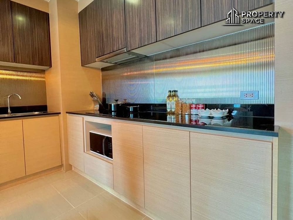 Sea View 2-Bedroom Spacious Condo at Grand Caribbean Condo Pattaya For Rent Image 7