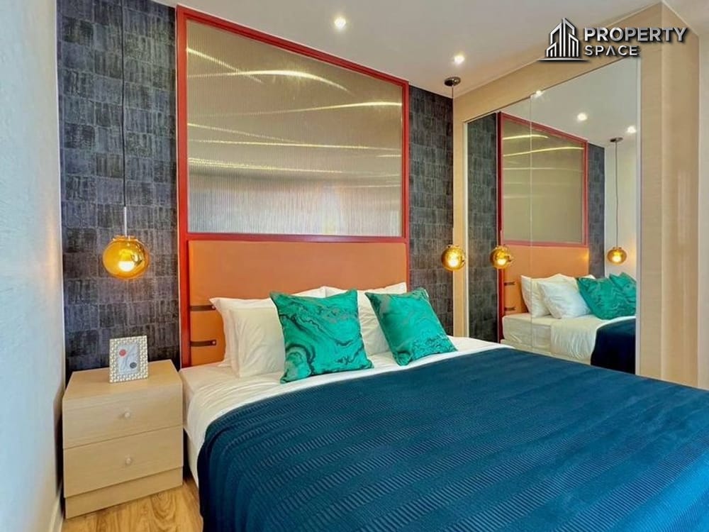 Sea View 2-Bedroom Spacious Condo at Grand Caribbean Condo Pattaya For Rent Image 11